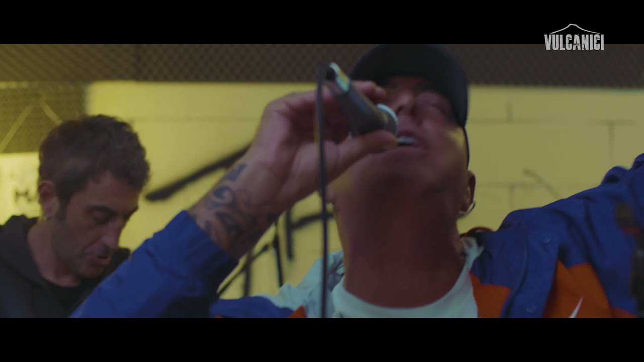 FRANCO RICCIARDI - CHIAMMELE (Live) - VULCANICI - Fatti di lava e sale