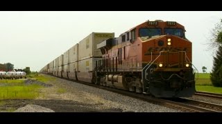 BNSF 7872 Eastbound double stack through Ransom Illinois
