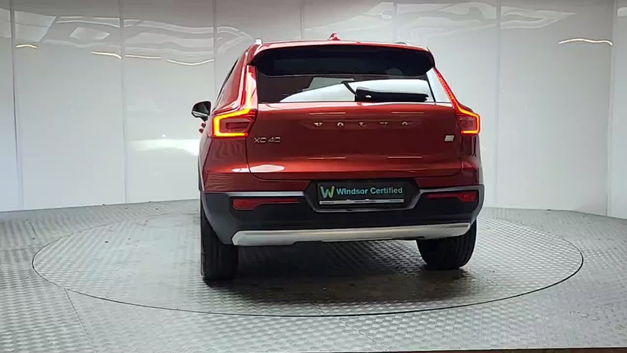 YH22VRE - 2022 Volvo XC40 Xc40 Inscript Pro T5 Rcharge A Inscription ...