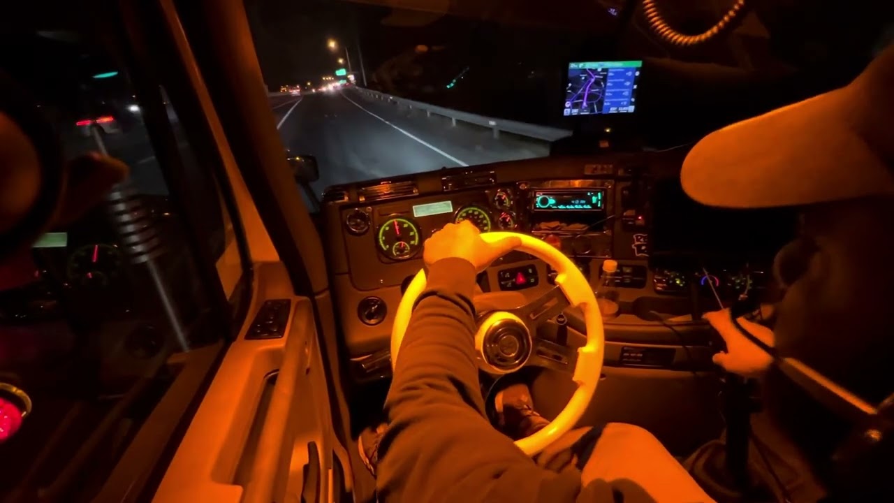 FREIGHTLINER CASCADIA GLIDER CON DETROIT 60 SERIES EN USA🇺🇸