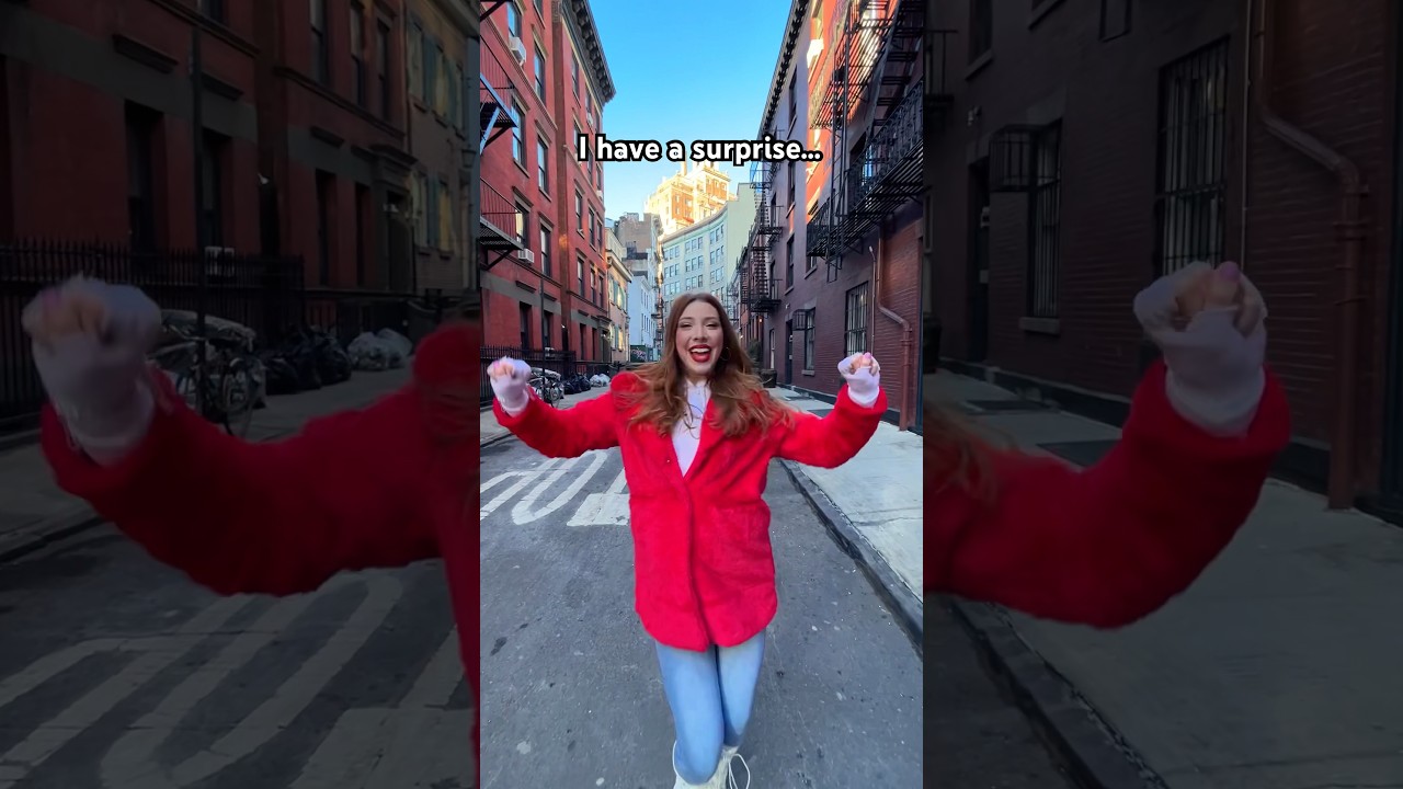 Guarda SURPRISE 🥳👀💋 #LostThis | Amalia Triple Charm su YouTube Guarda SURPRISE 🥳👀💋 #LostThis | Amalia Triple Charm su YouTube