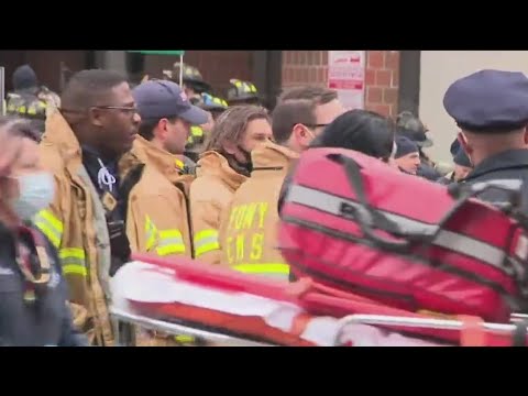 New York mayor revises death toll to 17 in Bronx apartment fire