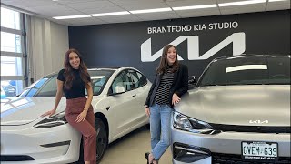 LIVE: 2022 EV6 VS 2022 Tesla Model 3 - Comparison