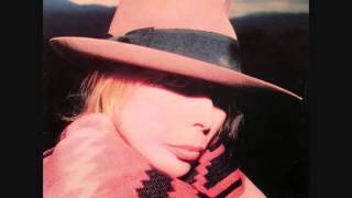 Joni Mitchell - Snakes & Ladders chords