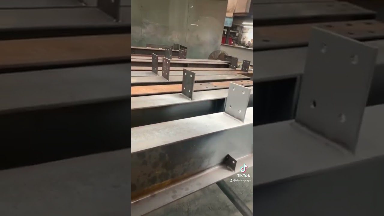 Spraying grey primer