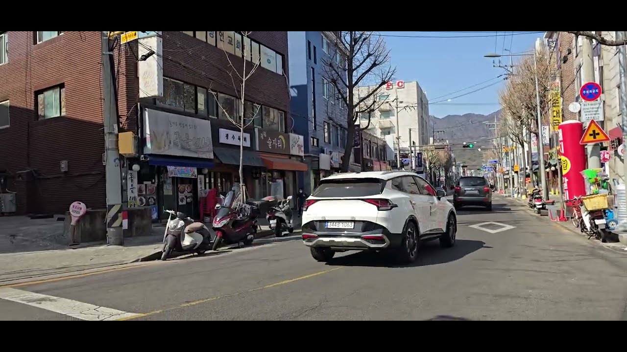 Walking Through Banghak-dong Dokkaebi Market | Local Street Life in Dobong-gu, Seoul