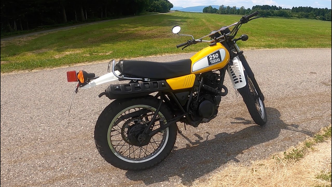 Yamaha XT 250 3Y3 - the beauty in the shadow of a legend