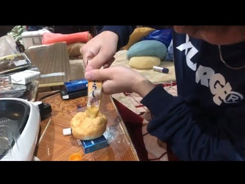 きょきょ、今日のイタズラ(ニンニクシュークリーム)