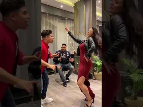 حاله واتس اب مهرجان انت معلمه حمو بيكا وعمر كمال