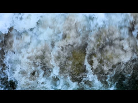 スローモーションの波の世界　Slow motion wave world in Yakushima (屋久島), Japan
