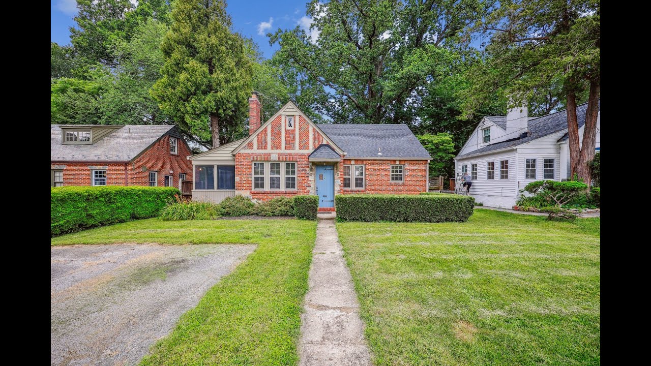 2109 Linden Lane Silver Spring, MD | ColdwellBankerHomes.com