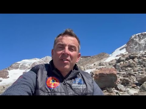 Video Il direttore del soccorso alpino: «Corpi trovati alla base della parete Nord»