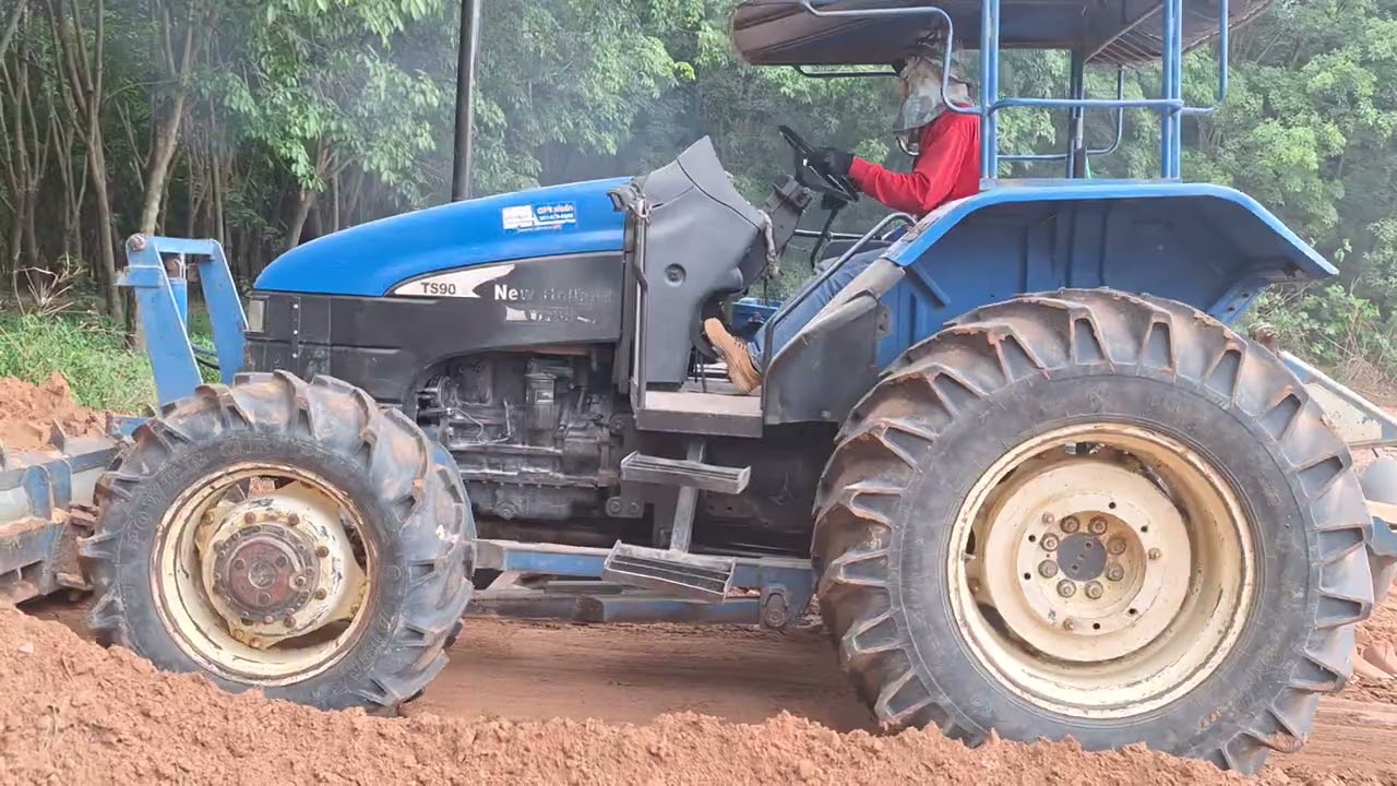 รีวิว สายดันสุดจัด NEW HOLLAND TS90 รถไถดันปรับดินที่นา แกะกล่องมา 18 ปี tractor