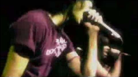 Eyes set to kill - Darling (Old video version)