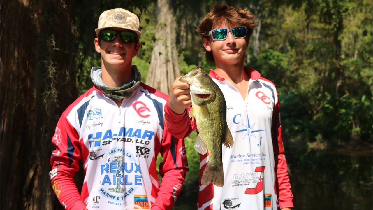 Epic Bass Fishing Action!!!! South Louisiana’s Swamps