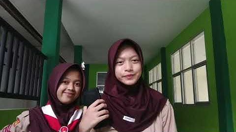 halo teman teman semua, di sini kita dari kelompok 11, membuat vlog tugas informatika kelas 9_8