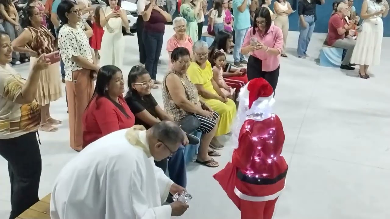 Cantata em Fernão velho com o coral Rainha de Fátima da paróquia de São José operário 