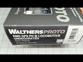 How to open DCC ready HO Walthers GP9?