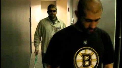 Portable collision warning device for blind