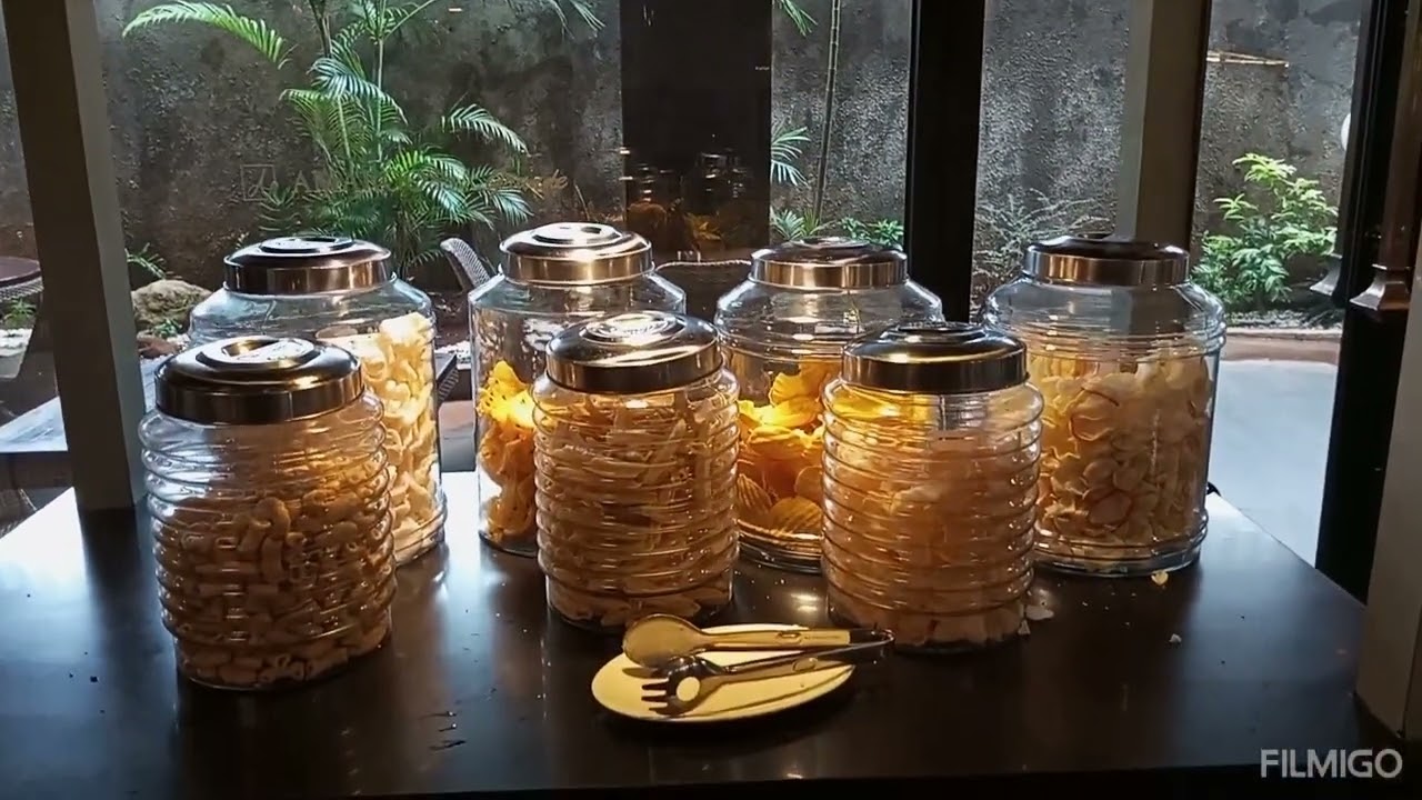 Sarapan pagi di Hotel Amaroossa Grande Bekasi 