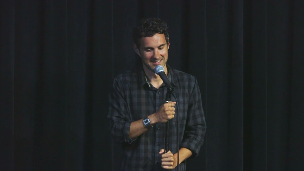 Awkward crowd interaction in Nashville - Mark Normand