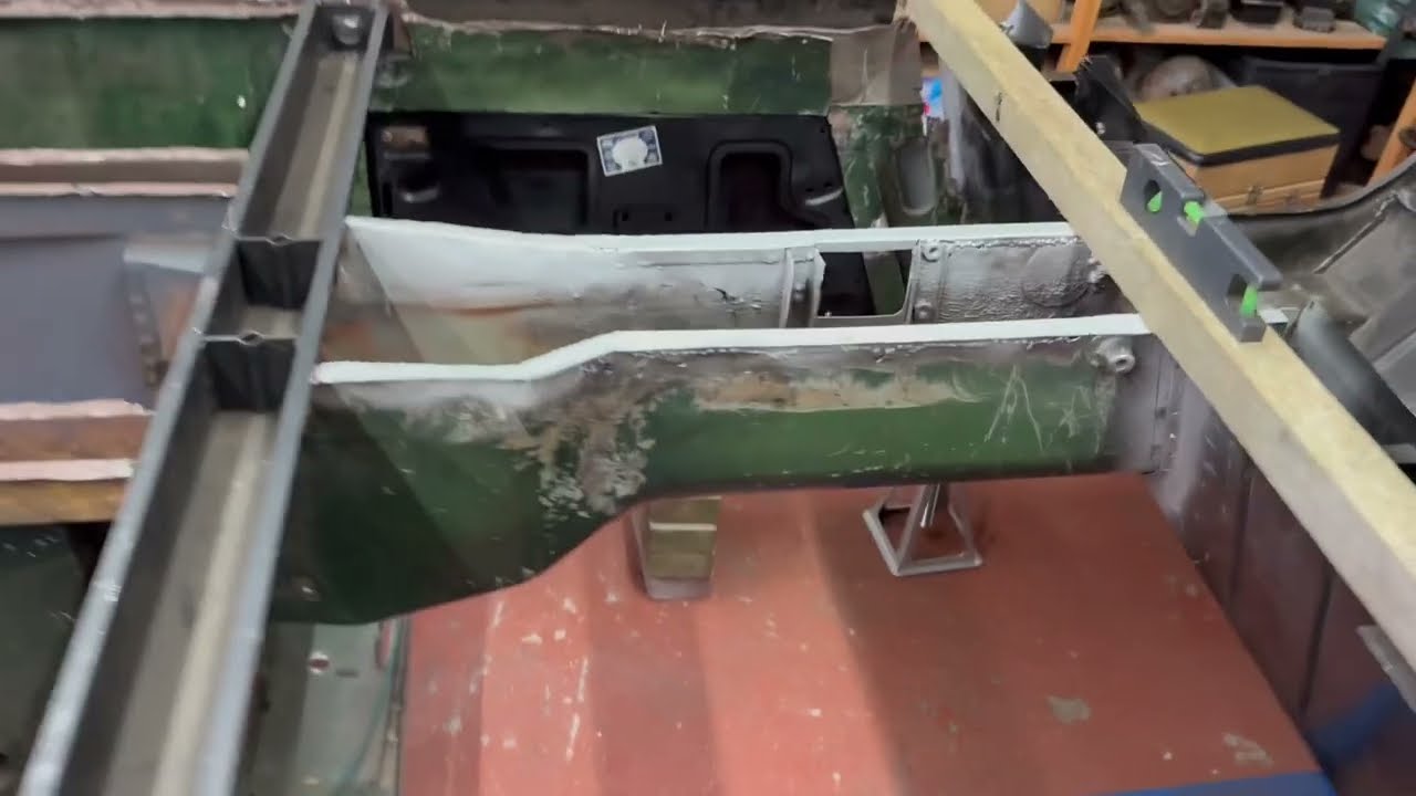 Episode 15: sorting out the door gaps and replacing the crossmember