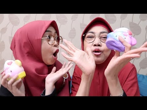 MAIN SQUISHY SAMA IBU SAMPE DIBLENDER!!! hahahah :D