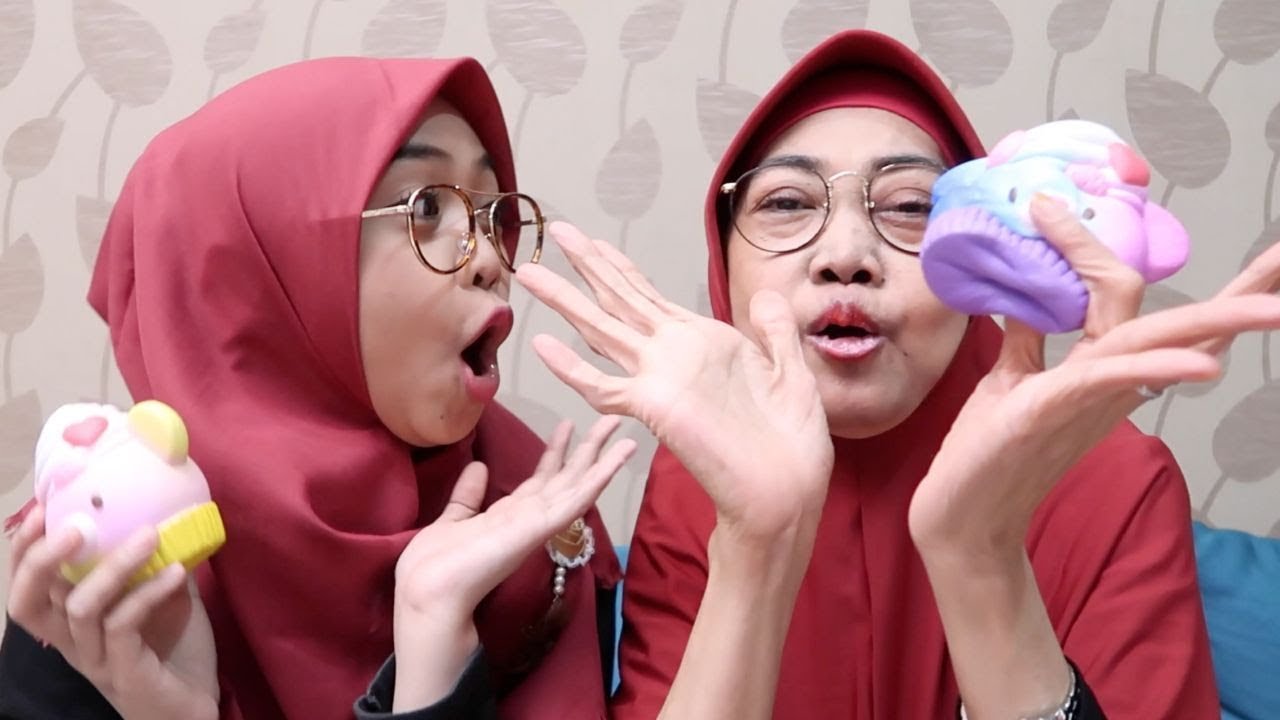 MAIN SQUISHY SAMA IBU SAMPE DIBLENDER Hahahah D YouTube