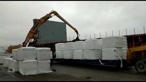 Loading vessel (bales)
