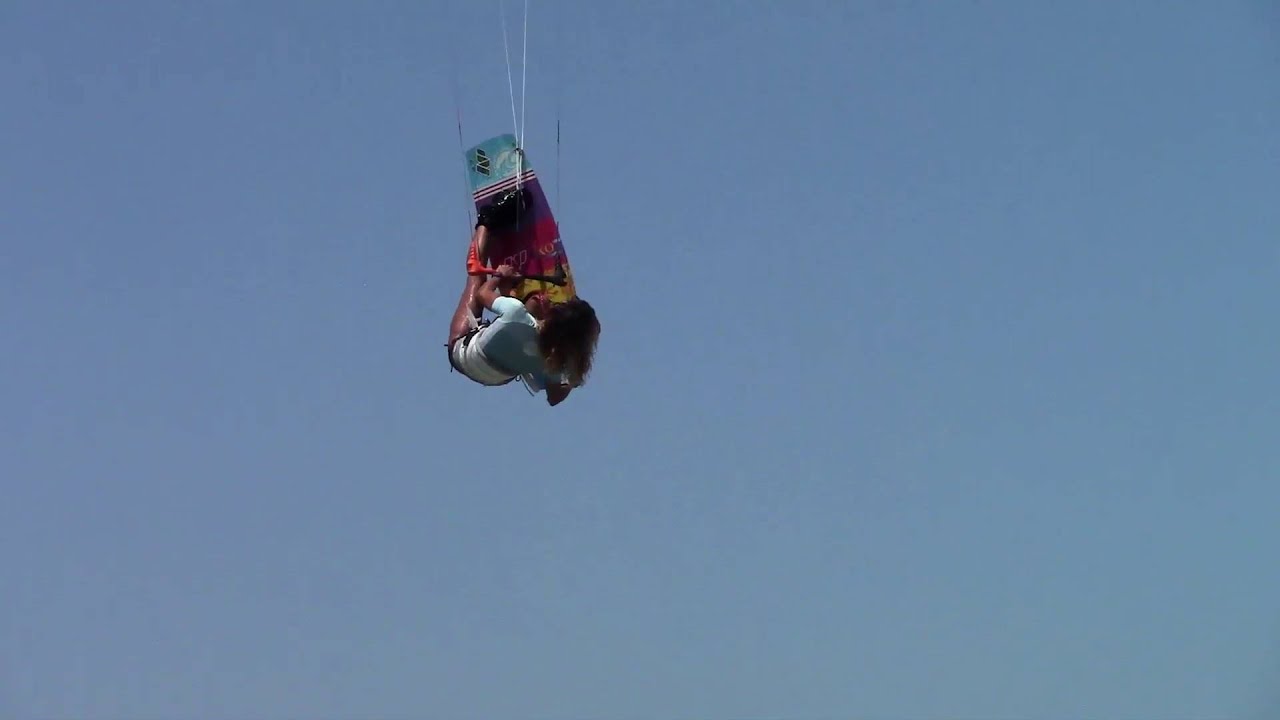 Kitesurfing Technique - Inverted Boned Tail Grab