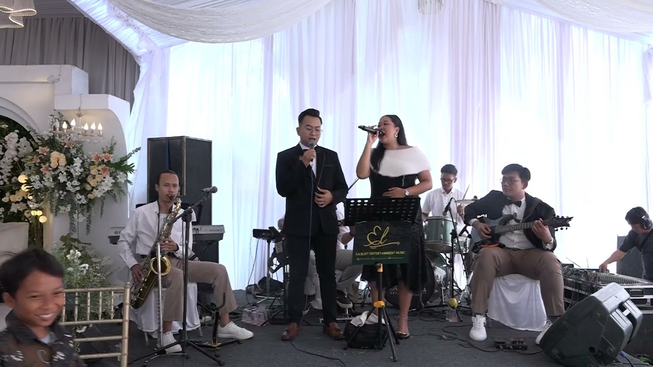 Aku Makin Cinta - Vina Panduwinata || Cover By: Easlist