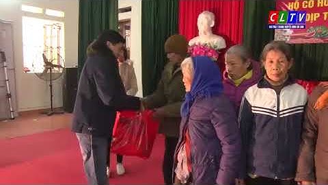 Hội CTĐ trao quà Hộ nghèo Tết Giáp thìn 2024