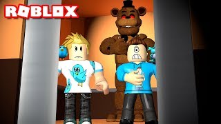 FIVE NIGHTS AT FREDDY'S IS IN THE ROBLOX ELEVATOR! | MicroGuardian