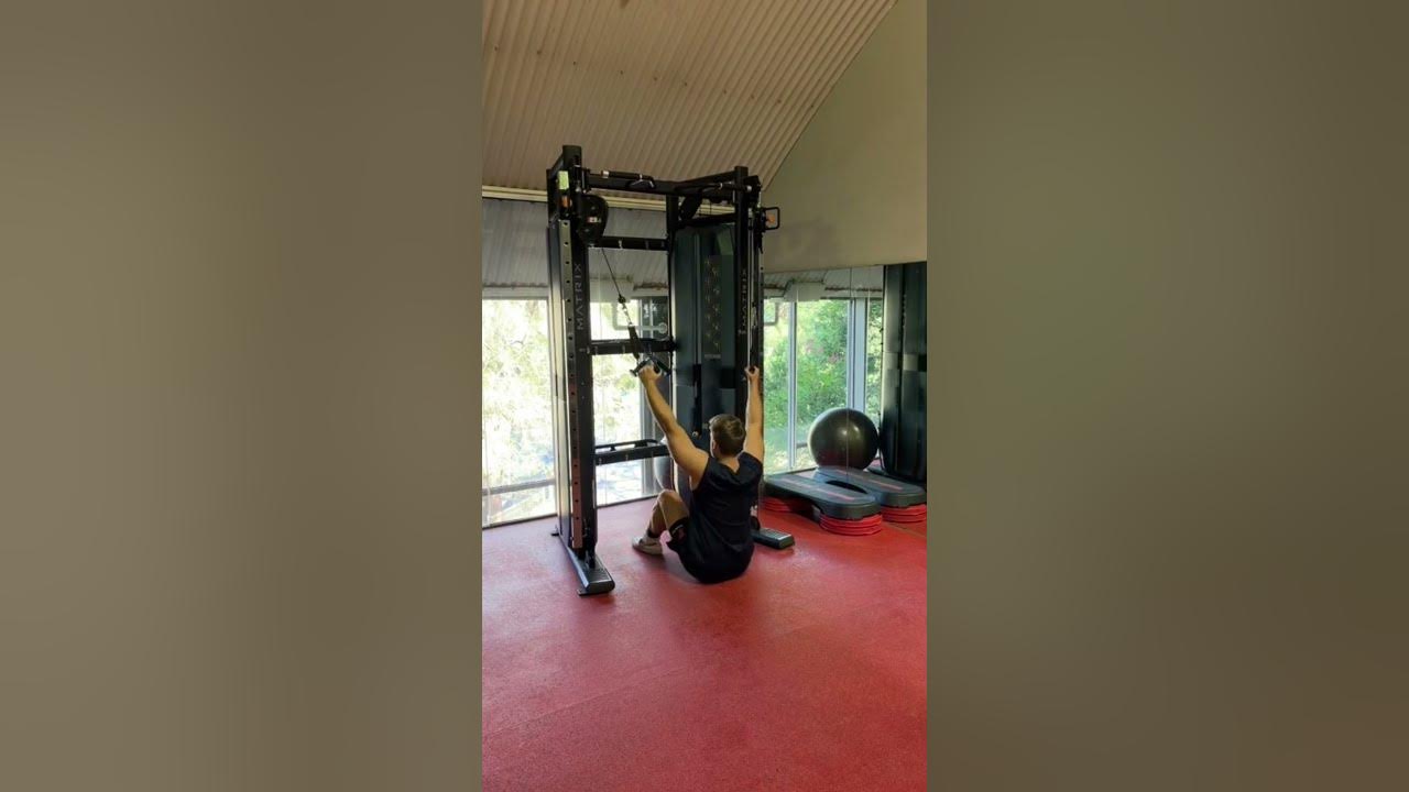 Cable Seated Row (Lat Bias + Upper Back Bias Variations) YouTube