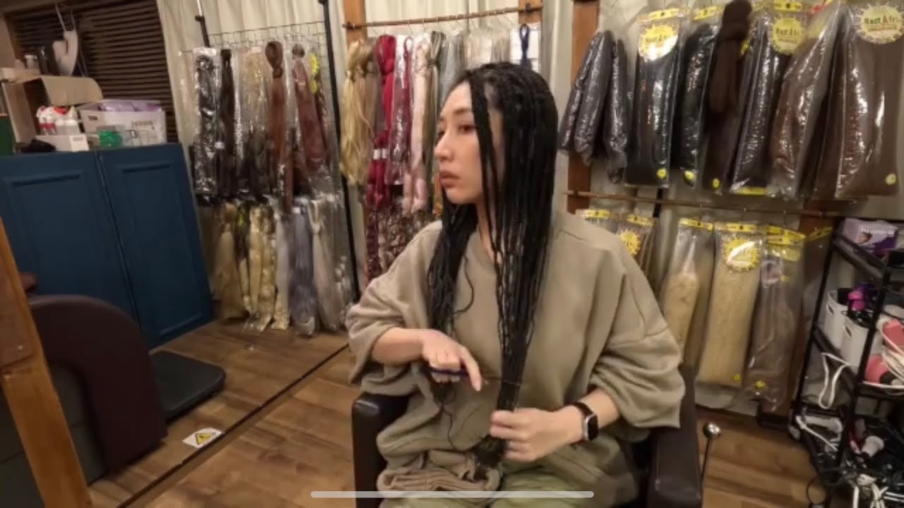 How to out braids hair - YouTube