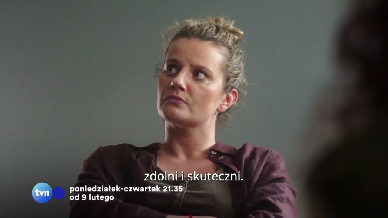 Poniedziałek-czwartek 21:35 w TVN i Playerze