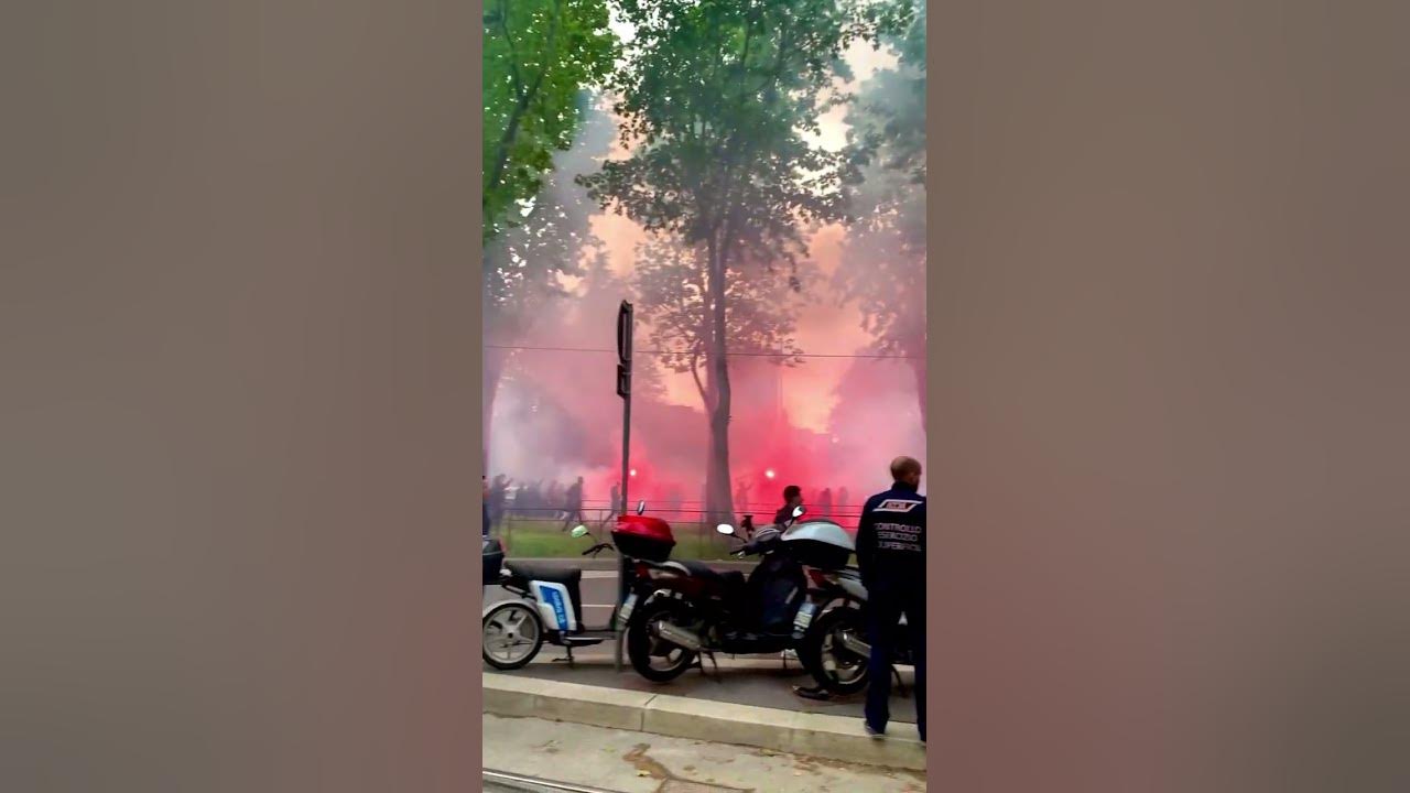 Ale Milan Forza, Lotta, Vincerai Curva Sud Milan San Siro Stadium