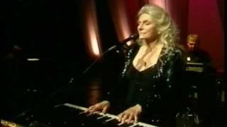 Video thumbnail of "JUDY COLLINS - "The Water Is Wide" 2005"