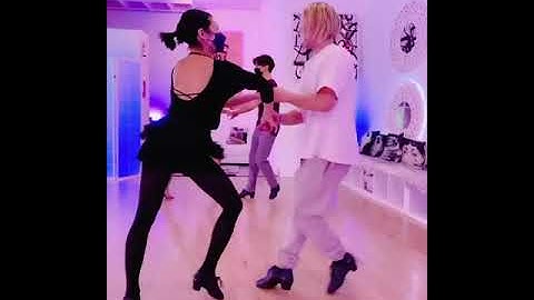 💥 Salsa Time 🔥 Want to learn more join 👉🏻 www.DanceWithOleg.com #shorts