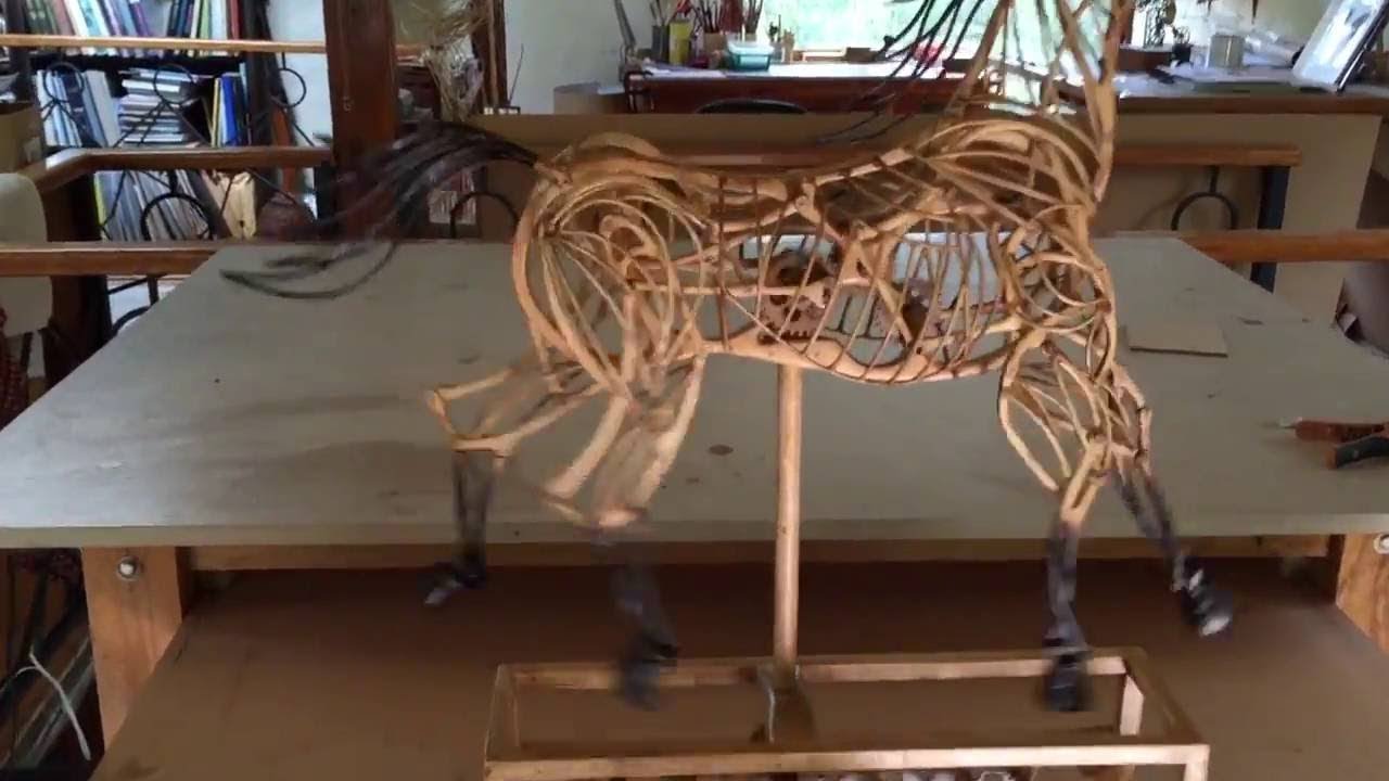 Amazing Moving Horse Sculpture Viralhog You Amazing Moving Horse Sculpture Viralhog