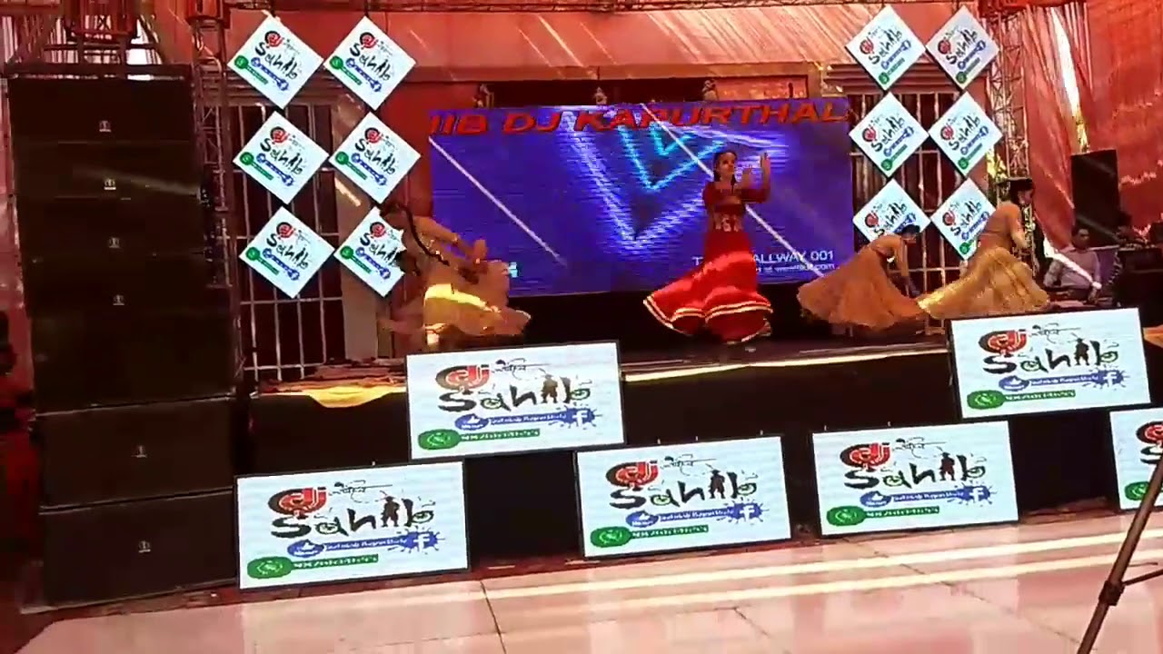 Fantastic performance by girls YouTube