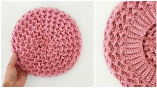 Volumetric crochet beret for any size. Takes from one skein