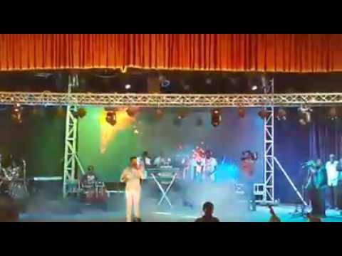 الحظ ضرب طه سليمان المسرح القومي 2016