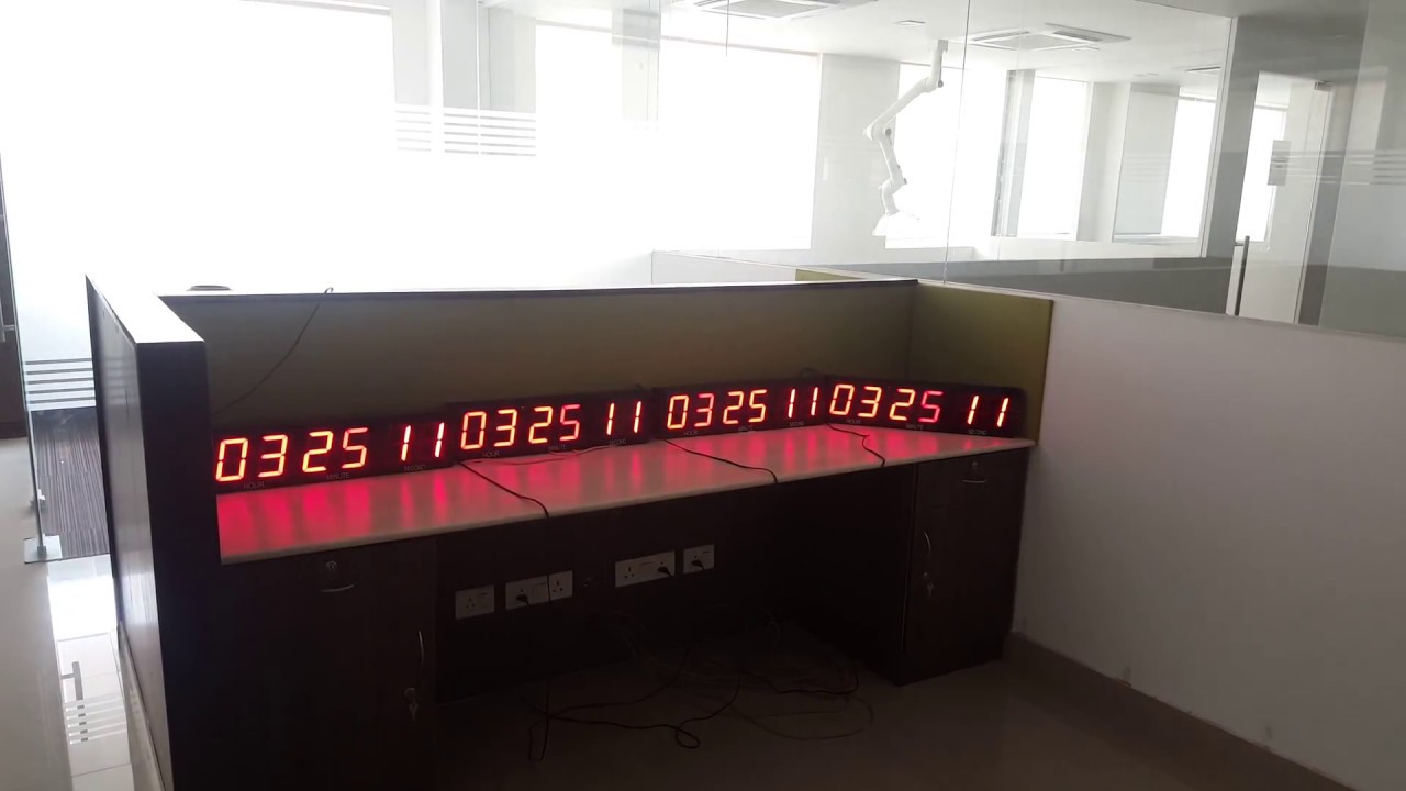 digital clock with gps synchronization master slave