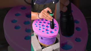 Thumbnail for One Pair Fits All! Amazing Inflatable Shoes 🤩👟