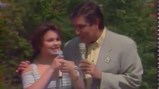 Disneyland Paris Disney Parade - Frontierland - Été 1994 - Visite Le Mark Twain