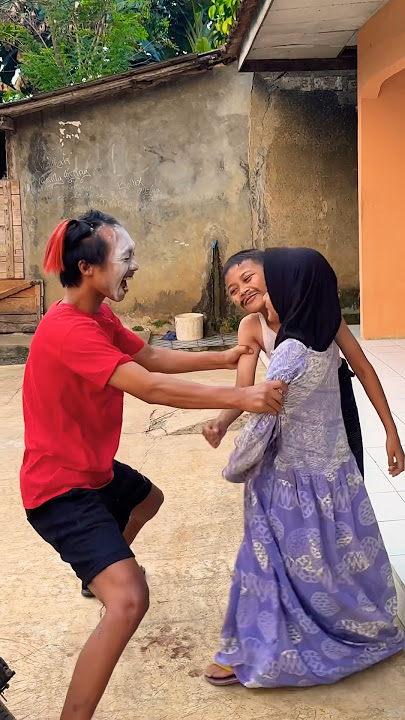 Emak Bapak Jadi Kecil