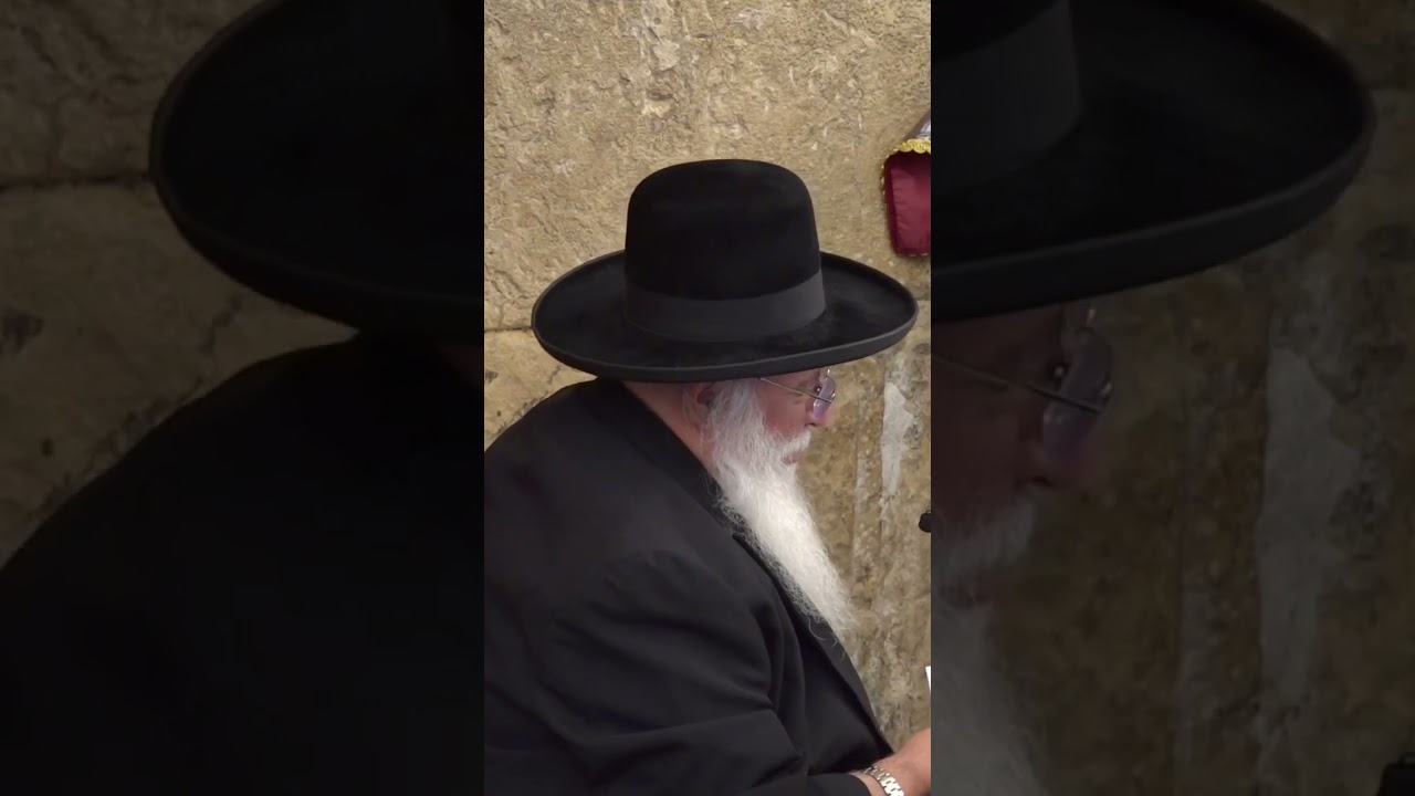 💔 מצפים לגאולה: הרב בניהו שמואלי שליט"א בקינה מרגשת לקראת תשעה באב✨