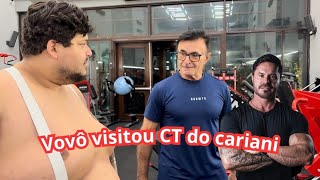 Mamute e vovô no CT do cariani 