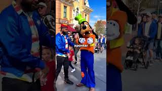 Regras estranhas que os personagens da Disney segue!